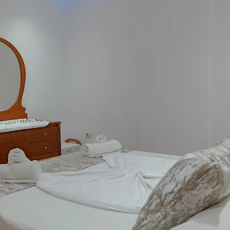 Apartment Florenc Sarande