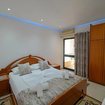 Florenc Apartament *