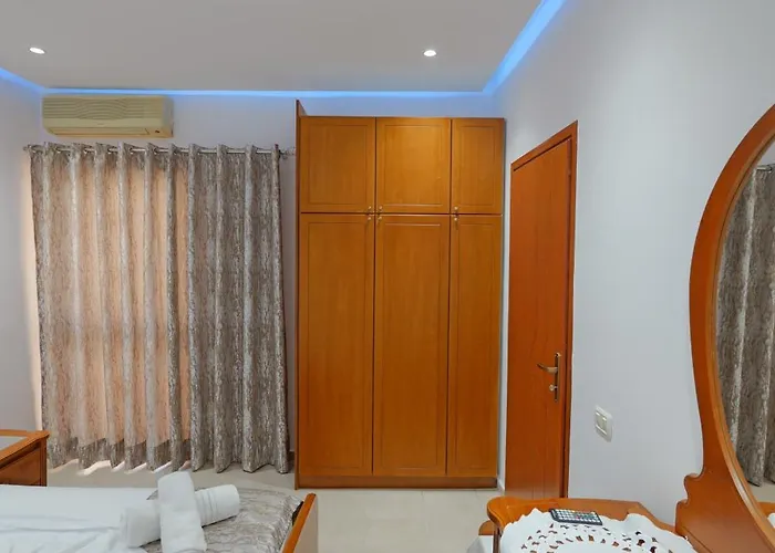 Florenc Appartement *